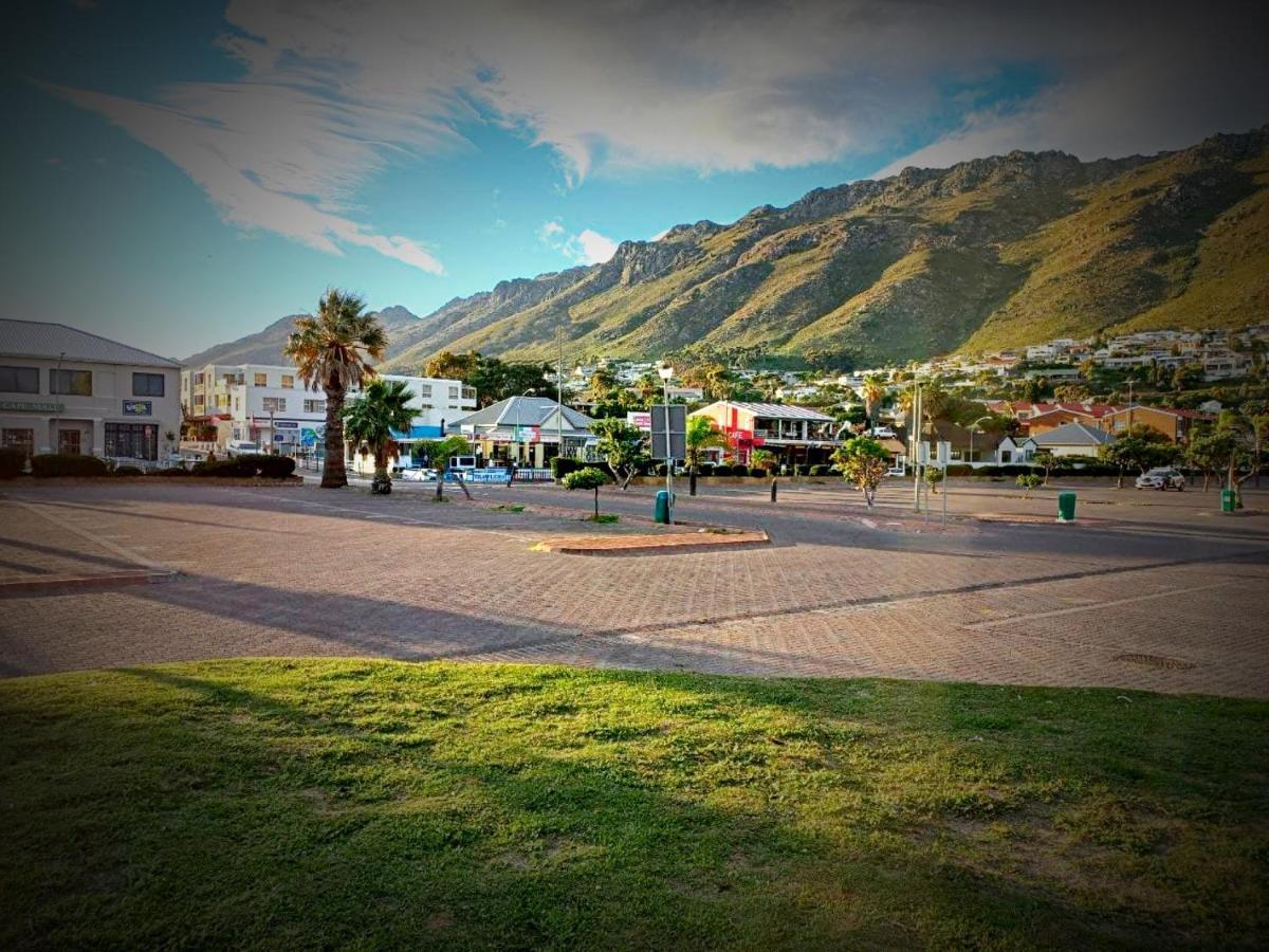 Bay-Side Apartment, Gordon'S Bay Экстерьер фото