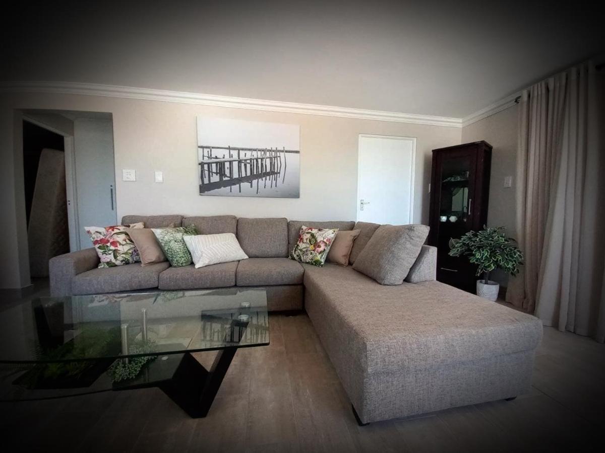 Bay-Side Apartment, Gordon'S Bay Экстерьер фото