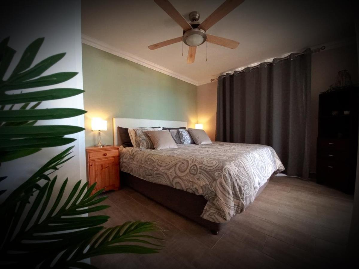 Bay-Side Apartment, Gordon'S Bay Экстерьер фото